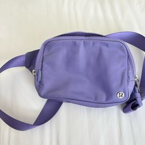 Lululemon 2L Purple Belt Bag